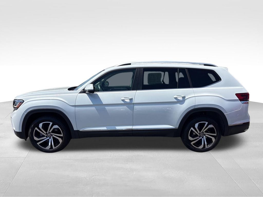 2023 Volkswagen Atlas — rear three-quarter view