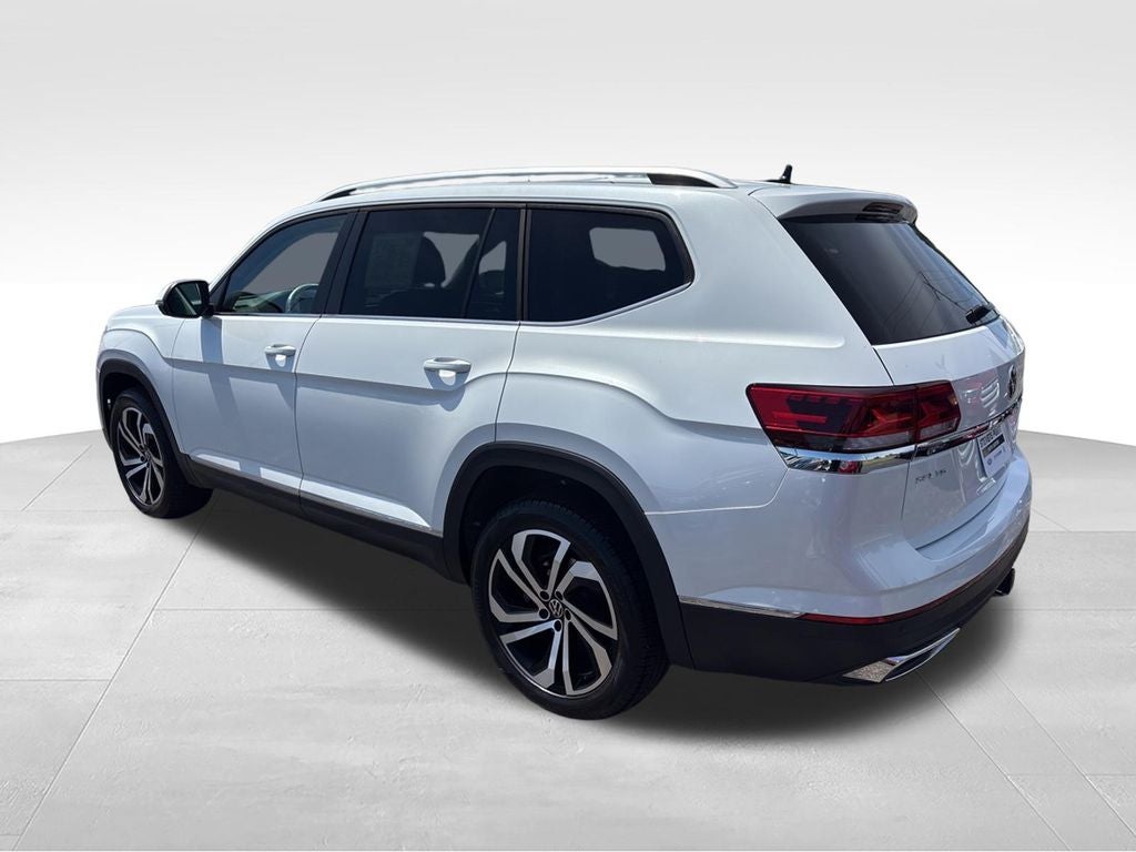 2023 Volkswagen Atlas — interior view